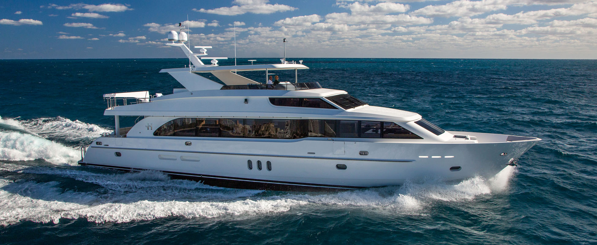 hargrave custom yachts photos